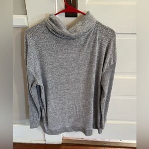 EUC cowl neck sweater
